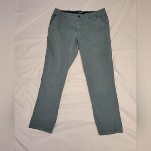 Classic Men's Gray Straight Jeans